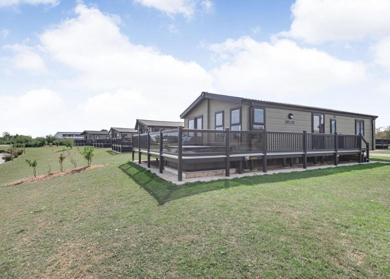 Home Farm Park Lakeside Retreat Burgh le Marsh Rum bild