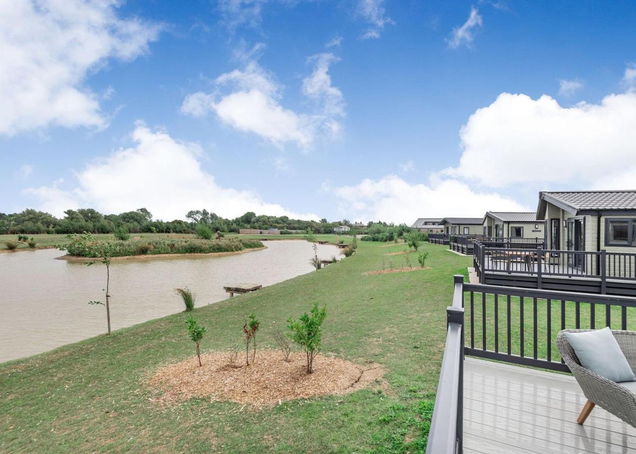 Home Farm Park Lakeside Retreat Burgh le Marsh Rum bild